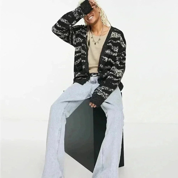 NWOT Asos ADPT oversized jacquard cardigan in zebra in black - Picture 2 of 9